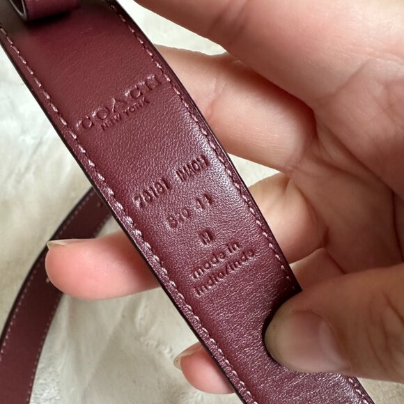 NWT! Coach Women\'s Horse and Carriage Golden Buckle Belt In Pink Size M F78181 main image 4